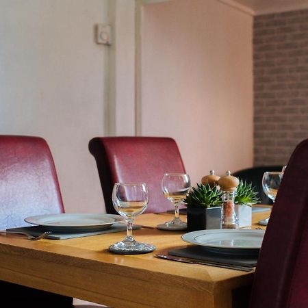 York House - Short Stay Leeds Лийдс Екстериор снимка