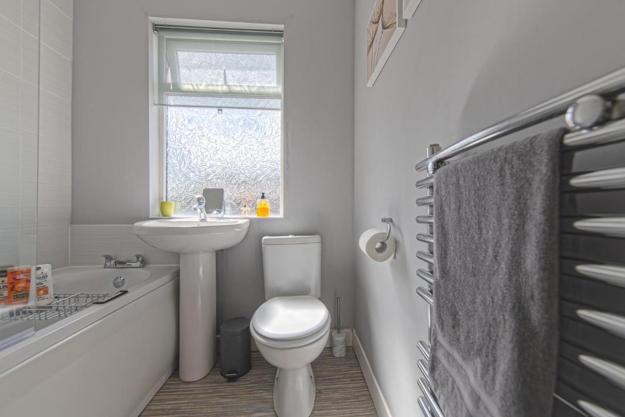 York House - Short Stay Leeds Лийдс Екстериор снимка