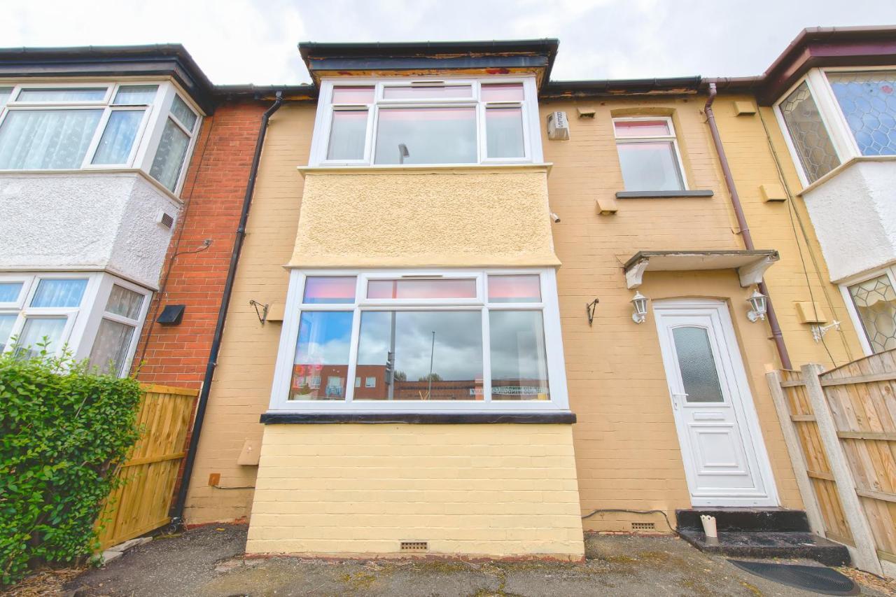York House - Short Stay Leeds Лийдс Екстериор снимка