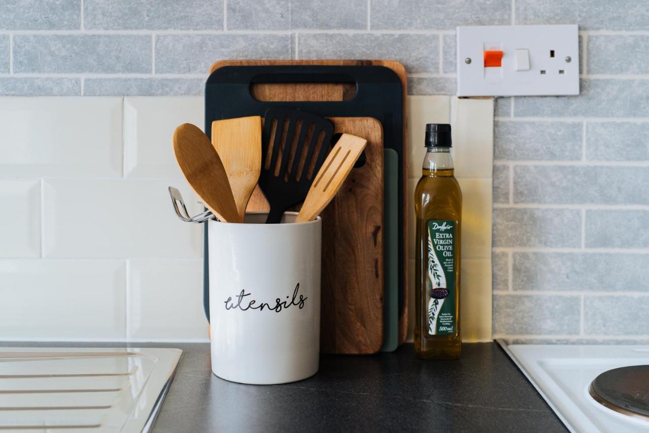 York House - Short Stay Leeds Лийдс Екстериор снимка