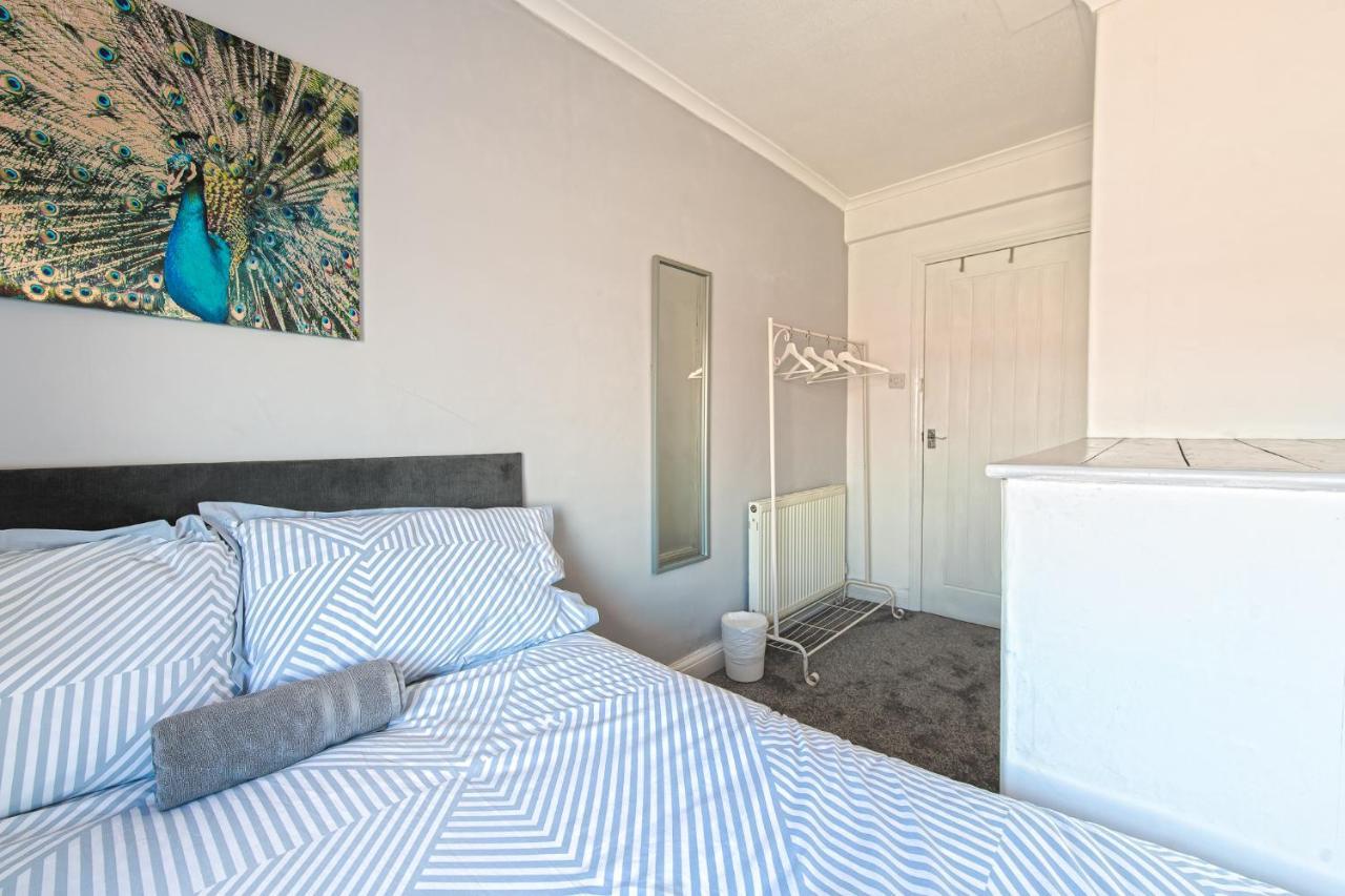 York House - Short Stay Leeds Лийдс Екстериор снимка